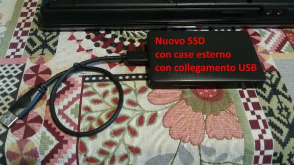 Montaggio SSD esterno usb